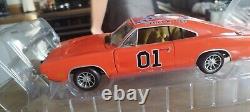 118 SCALE DUKES OF HAZZARD118 GENERAL LEE DIECAST MODEL. Very Rare 1ST EDITION