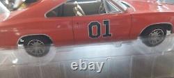 118 SCALE DUKES OF HAZZARD118 GENERAL LEE DIECAST MODEL. Very Rare 1ST EDITION