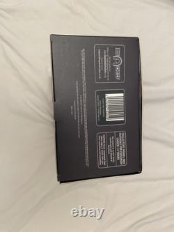 Big Chief Studios Doctor Who 11th Doctor Signature Edition figure VERY RARE Big Chief Studios Doctor Who 11th Doctor Signature Edition figure VERY RARE