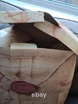 Boxed VERY RARE Retired Russ Farrington limited edition. Boxed with Cert mint