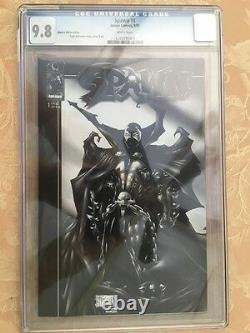 Comic Spawn Issue #1 Black & White Edition White Pages CGC 9.8. Very Rare