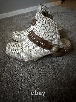 Freebird LIMITED EDITION VERY RARE! Steve Train Open Heeled Snake Skin Clog