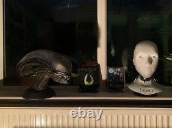 IRobot and Alien DVD Set Realistic Busts. Very Rare Limited Edition Heads