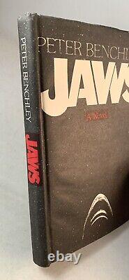 Jaws-Peter Benchley-VERY RARE Pirated First Edition with Org DJ! -Taiwanese-1974