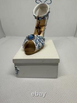 Limited edition very rare Elvis Presley collectible Shoe With Stand