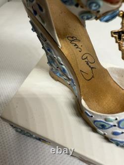 Limited edition very rare Elvis Presley collectible Shoe With Stand