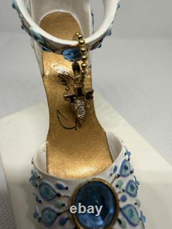 Limited edition very rare Elvis Presley collectible Shoe With Stand