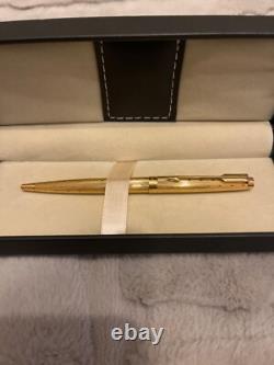 Old and vintage golden Parker limited edition very very rare