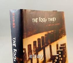 The Book Thief-Markus Zusak-TRUE First/1st U. S. Edition! -1st State DJ! -VERY RARE