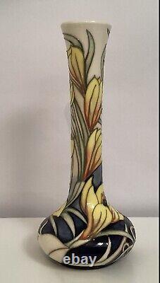 Very Rare 2018 Limited Edition (16/40) Moorcroft Vase in'Golden Glee' Design