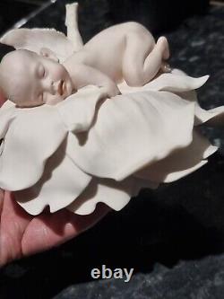 Very Rare Giuseppe Armani Sculpture Figurine Rose Baby LIMITED EDITION