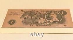 Very Rare Limited edition Queen Elizabeth ll Pure Copper One Pound Banknote