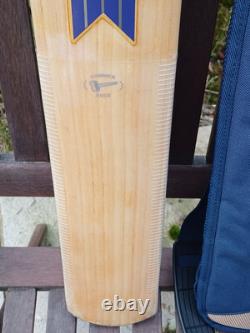 Very Rare Newbery Mjolnir SPS Cadbury Edition Cricket Bat 2lb 7 5/8oz VGC
