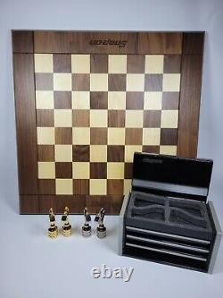 Very Rare Snap-On Tools Limited Edition Drueke Chess Set with Tool Box