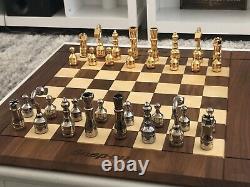 Very Rare Snap-On Tools Limited Edition Drueke Chess Set with Tool Box