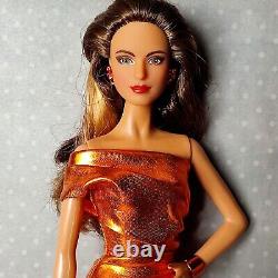Very rare Barbie The Look bronze gold dress collector edition signature Vgc