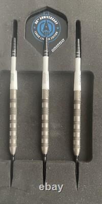 Very rare, Gerwyn price Lunar50 edition steel tip Darts 21 Grams. Brand new