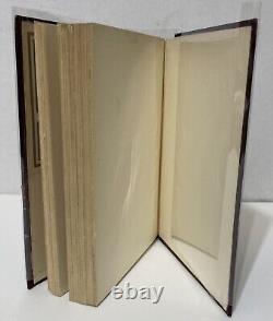 ATTITUDES CONTRAINTES Par FRANK MOORE COLBY Édition Signée Très Rare ! 1910