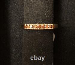 Bague en or 10ct avec diamant rouge rare de 1/4ct, taille N. BNWT Édition très limitée