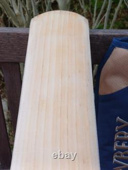 Batte de cricket Very Rare Newbery Mjolnir SPS Édition Cadbury 2lb 7 5/8oz VGC