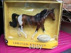 Breyer Horses Collectors Edition Très Rare Double Trouble Bay Paint Fox Trotter