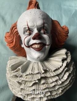 Buste Pennywise à l’échelle 1/2 Diamond Select Toys, très rare et édition limitée