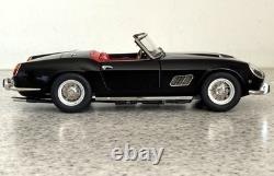 CMC Échelle 1/18 Ferrari 250 California SWB Édition Limitée Très Rare État Neuf