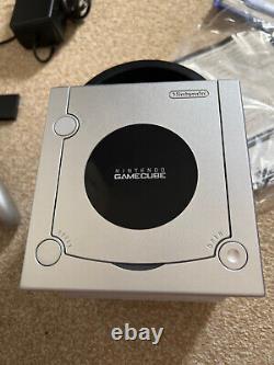 Console Nintendo GameCube en boîte Japon ÉDITION TRÈS RARE avec Gameboy player GBA