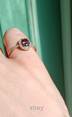 Édition Limitée Très Rares Bague en Or 18k avec Grenat à Changement de Couleur et Diamant Taille 7