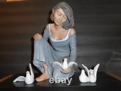 Figurine/Sculpture Elisa, Édition Limitée de 2000, Très Rare, Maintenant Épuisée