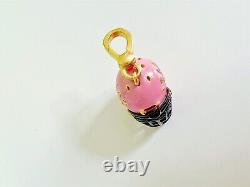 Juicy Couture Édition Limitée 2009 Charm de Casque de Football en Émail Rose Très Rare