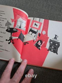 La maison cachée, livre très rare de Margaret Wise Brown, première édition de 1953, relié, sans jaquette.