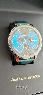 Oneplus Watch Cobalt Édition Limitée montre très rare. Excellent état.