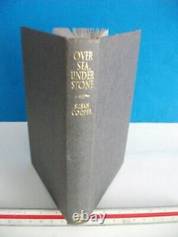 Par-delà la mer, sous la pierre Susan Cooper Jonathan Cape 1965 Très rare première édition britannique.