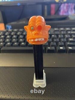 Pez Distributeur de Monstre à Un Œil Halloween Vintage Très Rare Variante USA Sans Pieds