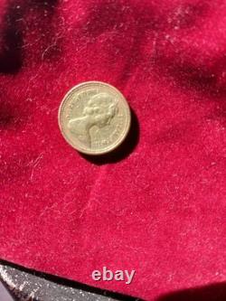 Pièce de monnaie de 1983 Première édition. État : toutes les inscriptions visibles, très rare.