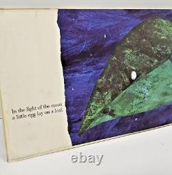 Précieux et rare. Véritable première édition d'Eric Carle 'La chenille qui fait des trous' 1969