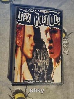 SEX PISTOLS Cassette TRÈS RARE Variante de la cassette en Indonésie Embrassez ceci