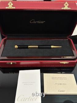 Stylo à bille de calendrier perpétuel Cartier avec horloge à quartz. Édition très rare et limitée.