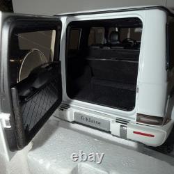 TRÈS RARE 118 Minichamps Mercedes Benz G500 W463 Blanc Édition Limitée 400 pièces