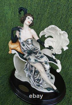 Très Rare Giuseppe Armani Figurine Elegance 1180e Limited Edition 89/250