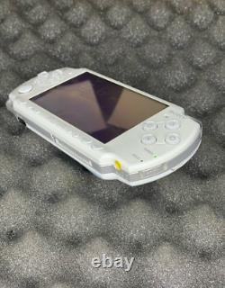 Très rare Sony PSP 2000 (édition Darth Vader) + nouvelle batterie et chargeur en parfait état