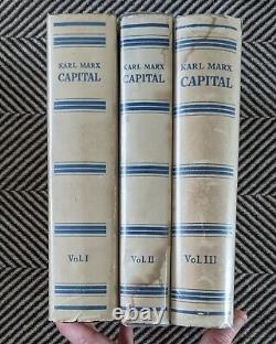 Très rare économie vintage Karl Marx Capital en trois volumes (1962-1967)