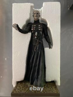 Très rare statue Hellraiser Pinhead édition limitée 557/1500 NECA 15 pouces