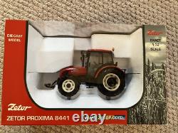 UH2726 Hobbies Universels Tracteur Zetor Proxima 8441. (Édition Très Rarissime du Revendeur)