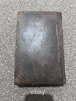Un livre très rare de 1828, 1ère édition sur le meurtre et l'exécution de Red Barn
