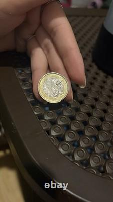 Une livre très rare pièce de collection édition limitée Roi Charles III 2023