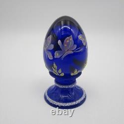 Œuf en cobalt bleu Fenton très rare avec des papillons & édition limitée #22