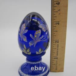 Œuf en cobalt bleu Fenton très rare avec des papillons & édition limitée #22